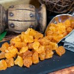 Αποξηραμένο μήλο με κανέλα